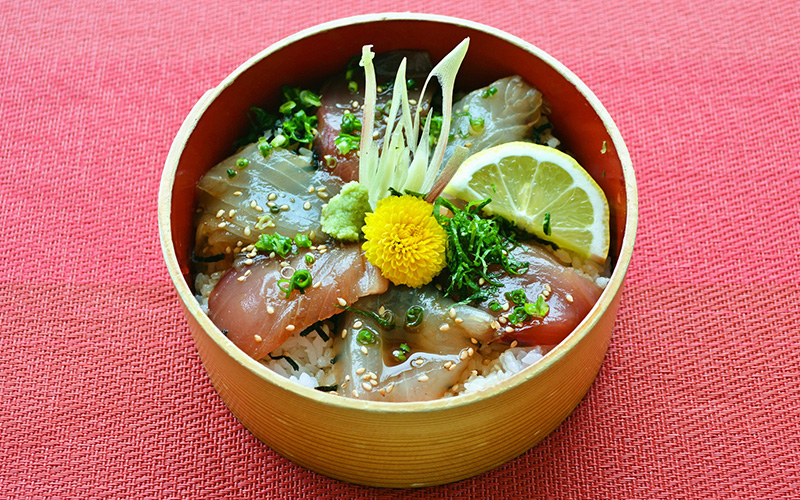 ・高知産鮮魚のづけ丼